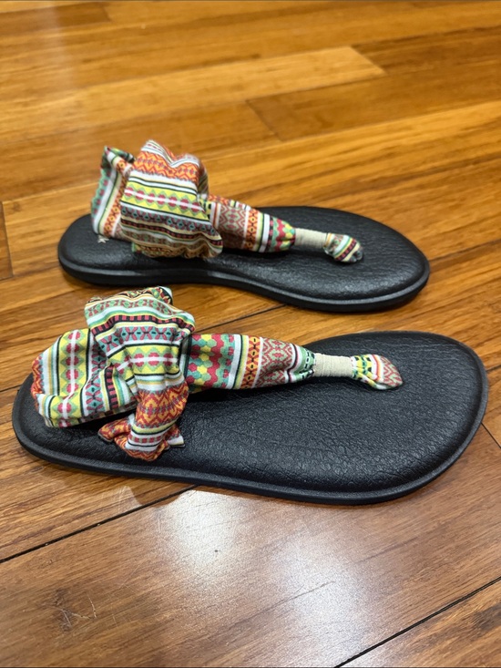 Sanuk Shoes - Sanuk Yoga Sling Sandals size 8 Women Multi Color Stripe Print